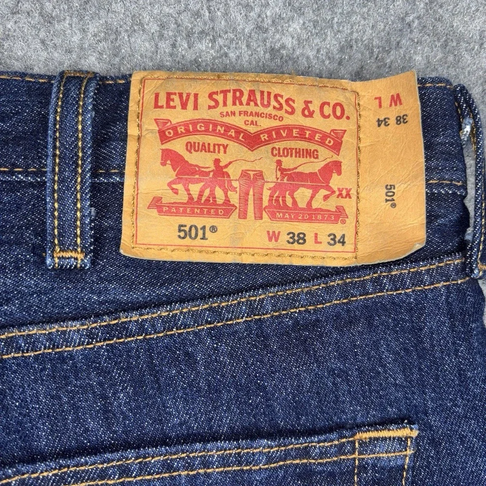 Levi's 501 Jeans Mens 38x34 Straight Leg Button Fly Dark Wash Casual Workwear